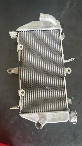Radiador mt03