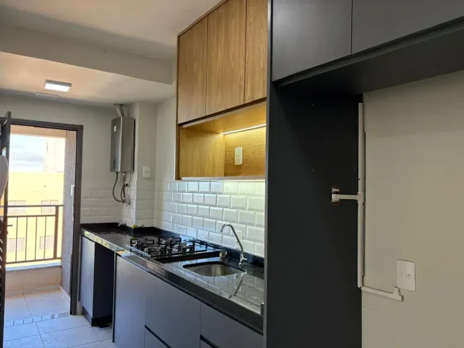 CARMEL | Apartamento para locação, 2 quartos sendo 1 suíte, completo em armários por R$ 2.
