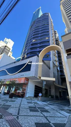 Real Park - Apartamento Frente Mar á venda com 3 dormitórios 3 vagas amplas localizado no 