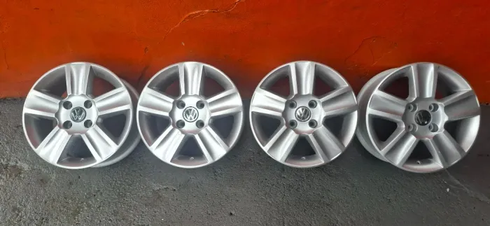 Jogo de Rodas Aro 14 Volkswagen Gol, Voyage, Parati, Saveiro, UP e Santana_Aceito Cartão*