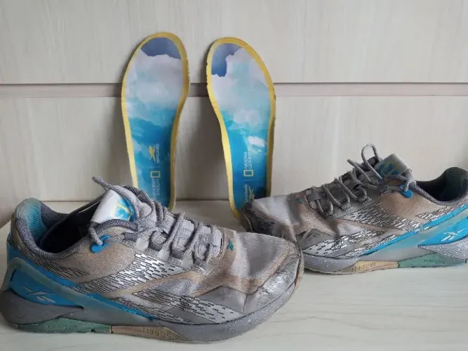 Tênis Reebok 39 National Geographic 3m todo Original , usado top de linha.
