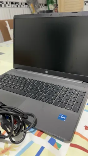 Notebook HP 256R G9 Core i5 | 8GB RAM | SSD 256GB | Excelente Estado