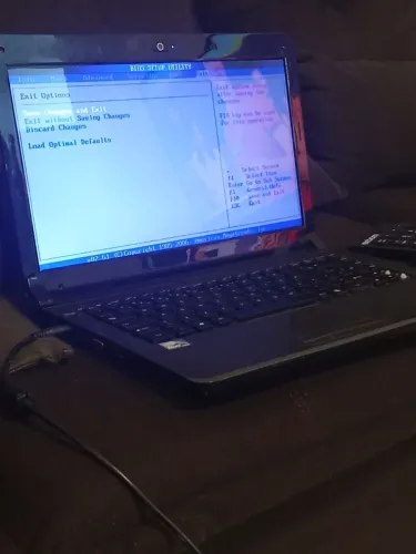 Notebook positivo sim com algumas avarias