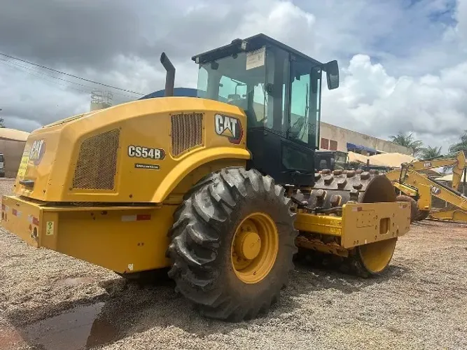 Rolo Compresor Caterpillar CS5