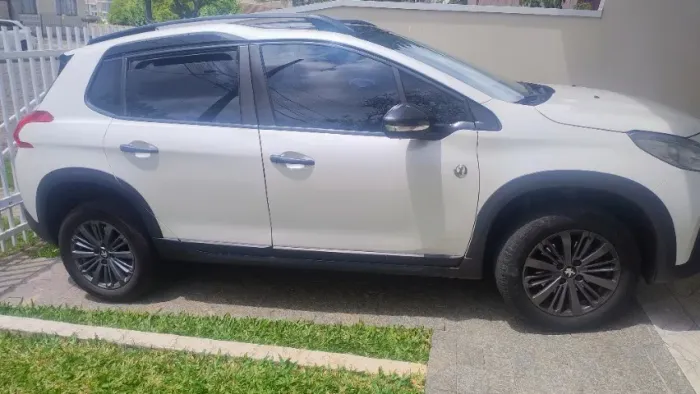 Peugeot 2008 Skywalker 1.6 Turbo Flex 16V AUT 2022