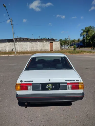Volkswagen Voyage GL/ Special 1.6/ 1.8 (álcool) 1988