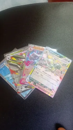 Vendo 4 cartas Pokémon!