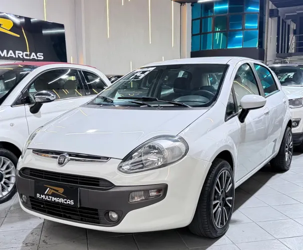 Fiat Punto Essence 1.6 Flex 16V 5P 2014