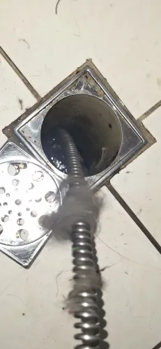 Desentupidora de esgoto