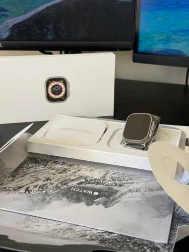 Apple Watch Ultra 1 49mm - Impecável, completo