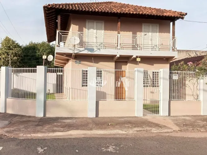 Casa à venda, 181 m² por R$ 670.000,00 - Jardim Tarumã - Londrina/PR