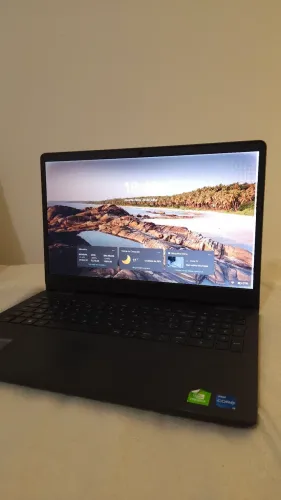 Dell Inspiron 15 3501 | i5 11ª Geração | 8GB RAM | SSD 256GB | GeForce MX330 2GB
