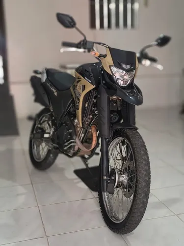YAHAMA/XTZ250 LANDER - 2021BEGE