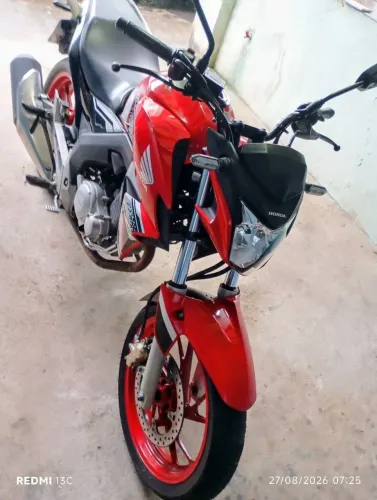 Vendo moto Twister