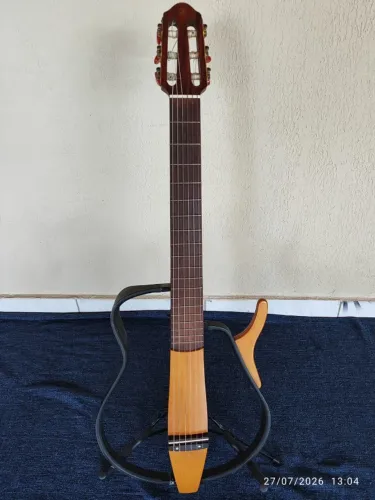 OPORTUNIDADE ÚNICA!! Violão Yamaha Silent  SLG-100N - Nylon