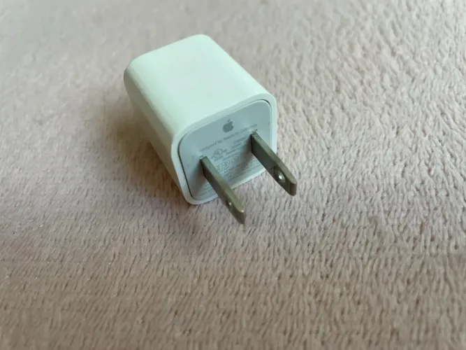 Carregador Original Apple 5W USB Branco