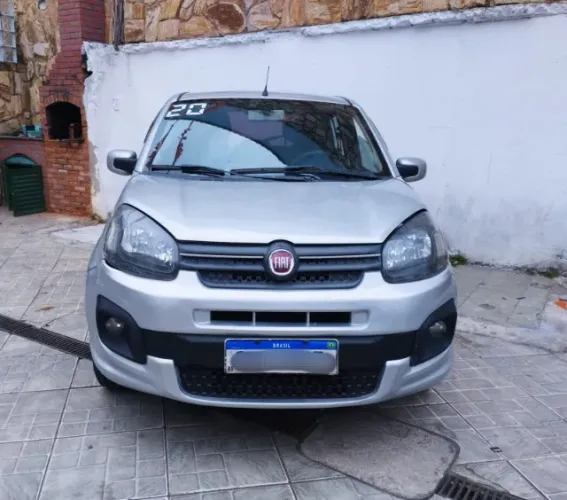 Fiat Uno Attractive 1.0 EVO Fire Flex 8V 5P 2020