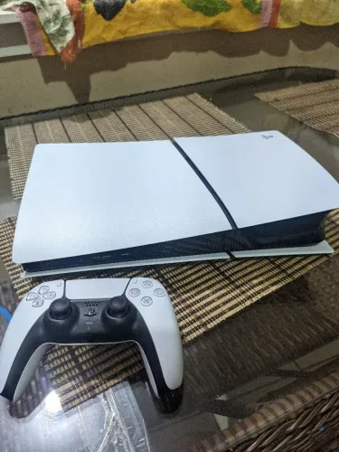 PS5 Digital Completo com Caixa e Nota Fiscal - Troco por Xbox Series X ou S com Volta