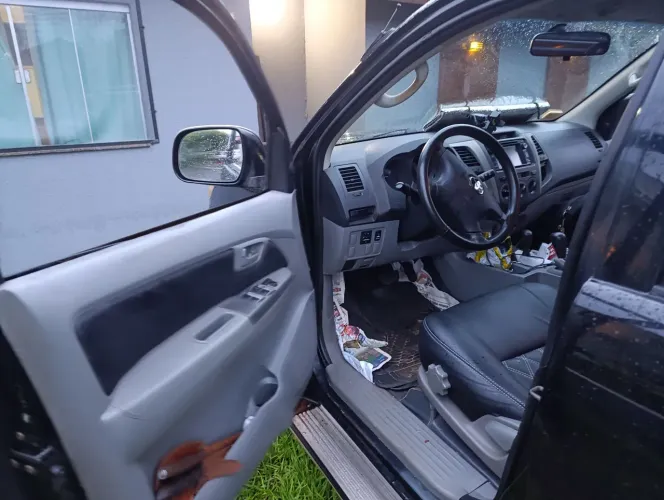 Toyota Hilux CD SRV D4-d 4X4 3.0 TDI Diesel AUT 2006