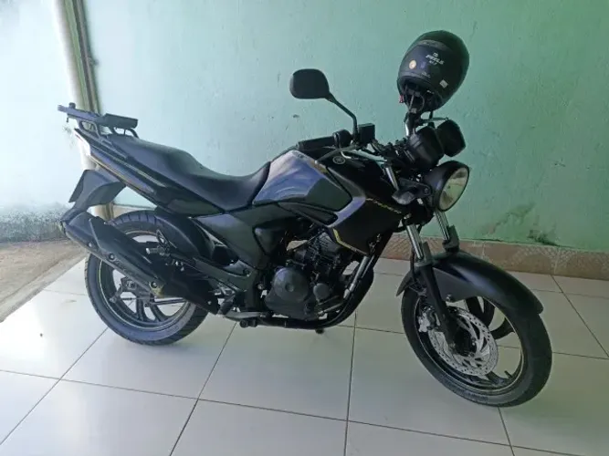 Yamaha YS 250 Fazer/ Fazer L. Edition /blueflex 2010