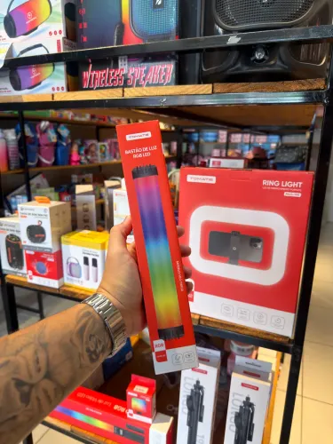 Bastão de Luz LED RGB da marca Tomate (modelo MLG-118RGB)