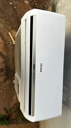 Vende se ar condicionado Consul 9.000Btus Seminovo 1.100 instalado