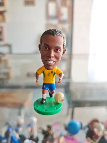 Mini Craque Articulável Ronaldinho Gaúcho Bruxo Copa do mundo 2002 7 cm