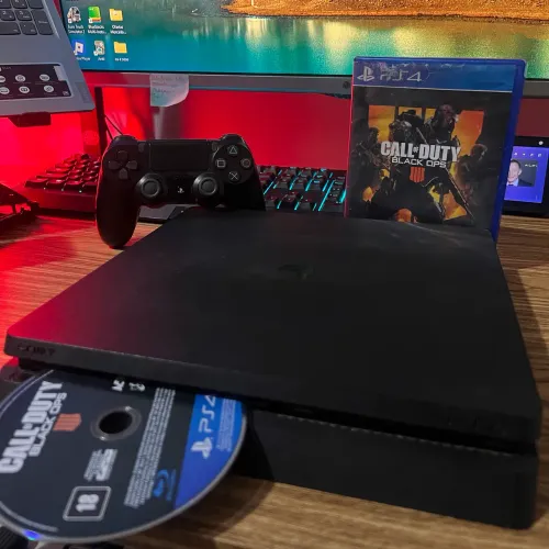 PS4 SLIM 500GB + Call of Duty + CABOS COMPLETOS + Aceito Cartão