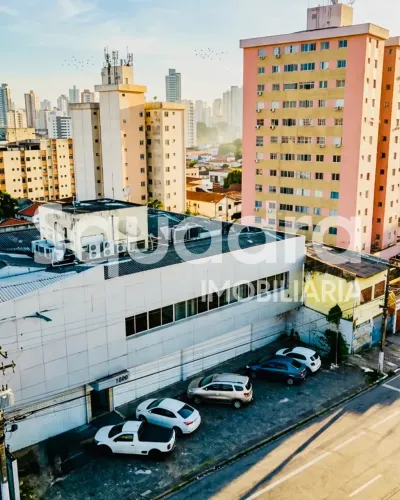 Galpão/Depósito/Armazém para aluguel possui 2000 metros quadrados com 8 quartos