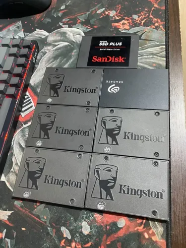 Lote 6x SSDs 2.5" SATA III (4x 480GB/500GB + 2x 240GB/250GB) - Testados