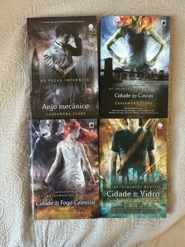 Livros Cassandra Care