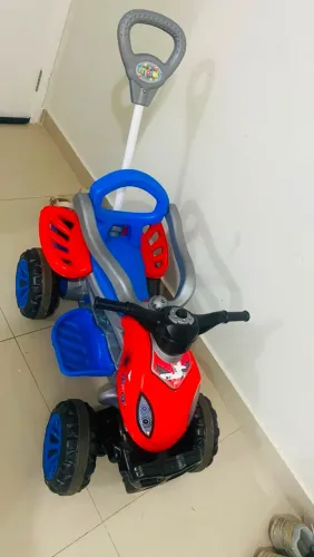 Carinho de passeio infantil 