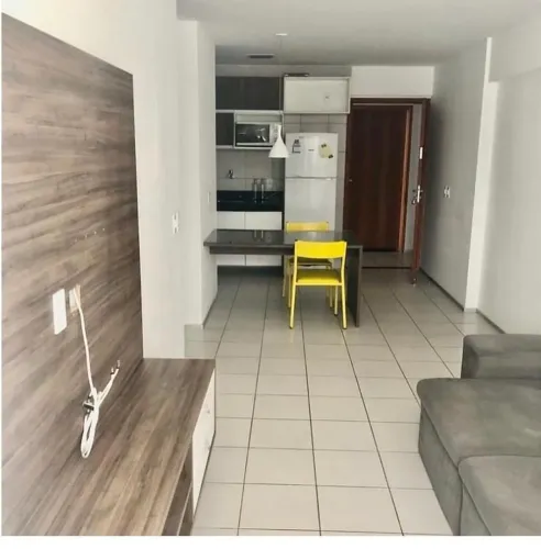 Alugo mobiliado 50 m da praia