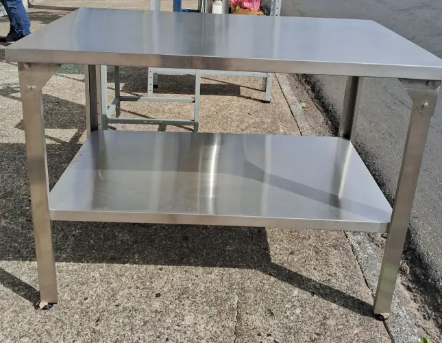 Mesa inox