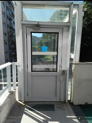 Elevadores e plataformas de acessibilidades 
