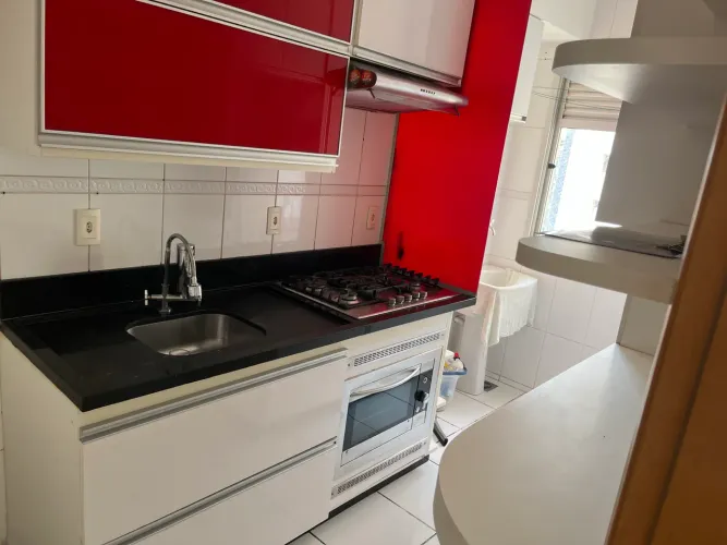 Aluga-se excelente apartamento de 2 quartos com garagem ao lado do metro de Aguas Claras