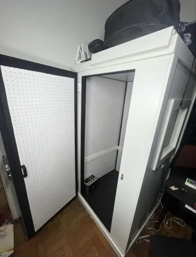 Cabine Acústica Profissional 1m x 1m x 1,80m com Lã de Rocha - Tratamento e Isolamento 