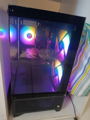 Pc gamer com RTX 5060