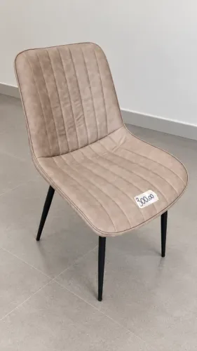 Cadeira De Jantar Ou Recepção Em Pele Sintética (Design Vintage)
