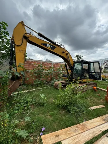 Caterpillar 320 22Toneladas