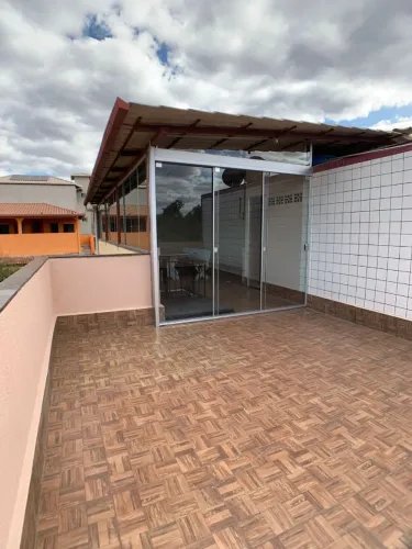 cobertura três quartos 1 vaga de garagem