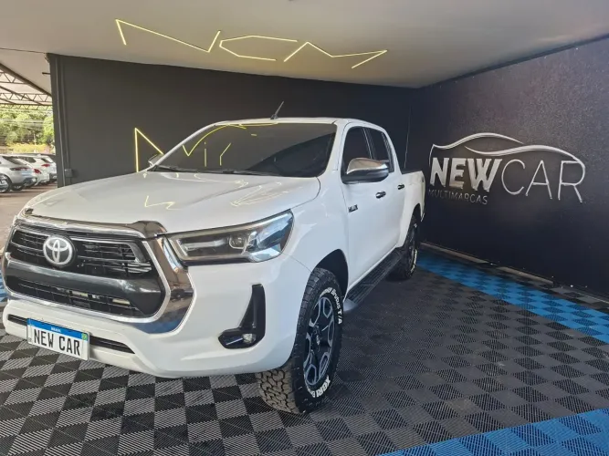 Toyota Hilux CD SR 4X4 2.8 TDI Diesel Aut. 2020