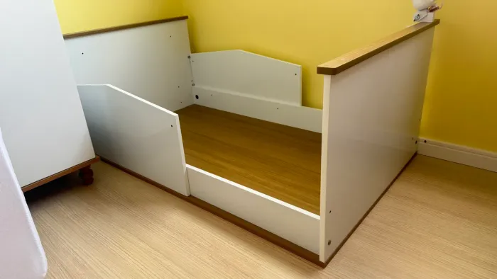 Mini cama (berço que se transforma)