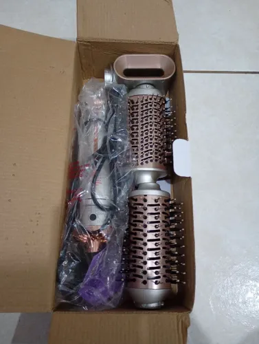 Escova secadora nova nunca usada na caixa