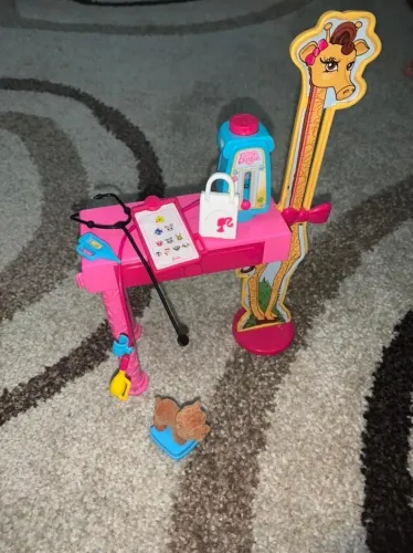 Kit Barbie Original Mattel - Casa da Praia + Quarto + Cozinha + Veterinária -