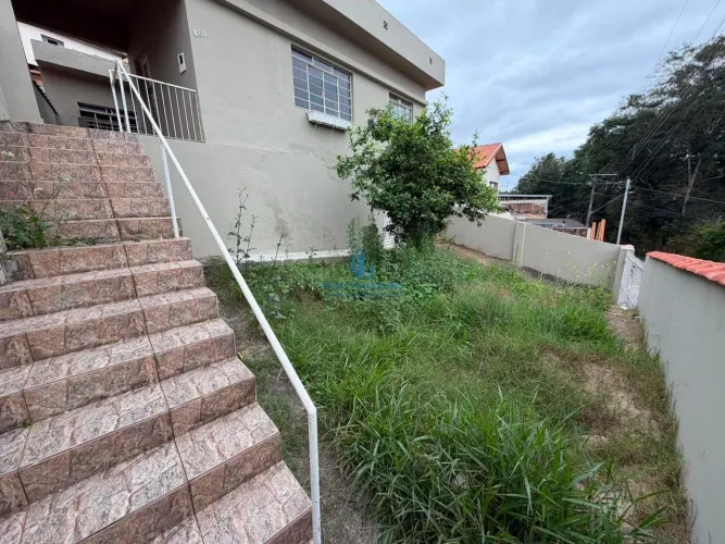 Casa para locação no bairro Vila Nova, São lourenço!! REF: AC105