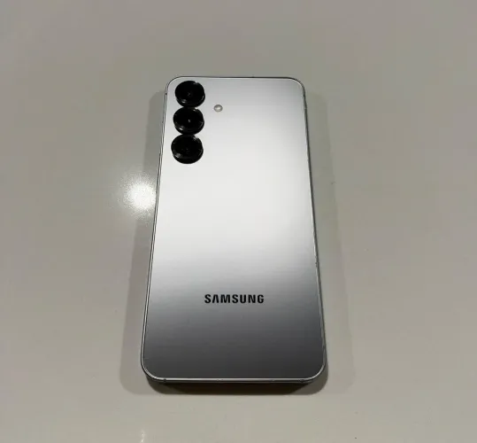 Samsung s25