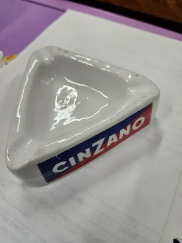 Cinzeiro cinzano