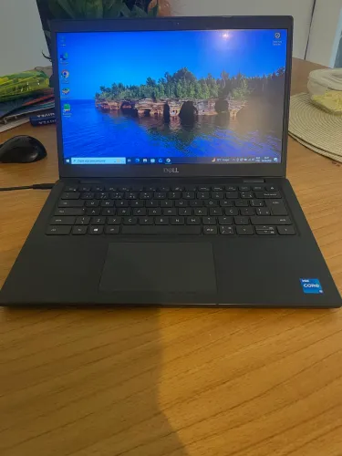 Notebook Dell i5 11ª Geração | SSD 256GB | Rápido e Potente