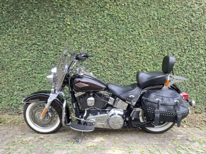 Harley Davidson Heritage Softail Classic 